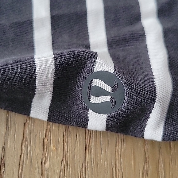 Lululemon All Yours Tshirt Vitasea - Picture 4 of 6